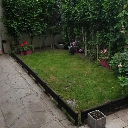 Apartamento Agreable Maison Avec Terrasse Arriere Et Devant ! Livry-Gargan